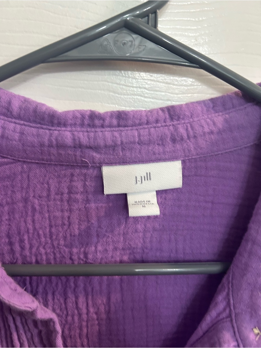 J.Jill  Double Cloth super soft Button Down Women’s medium purple shirt blouse - Picture 3 of 5